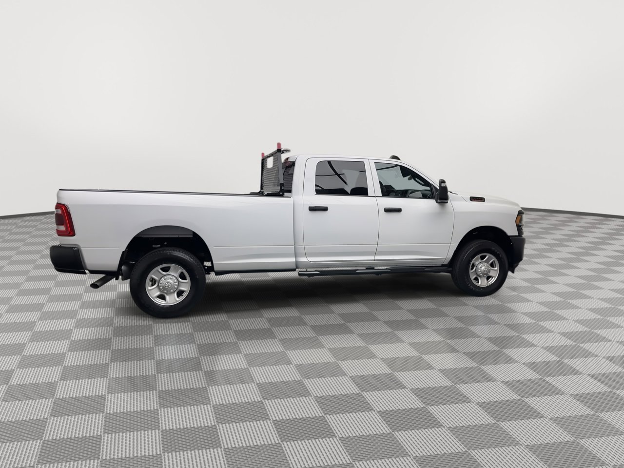 Used 2024 RAM 3500 Tradesman w/ Safety Group image 39