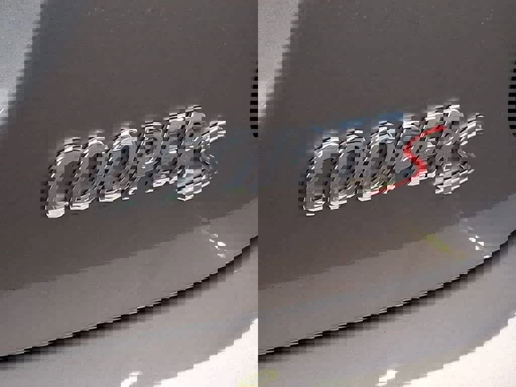 Used 2017 MINI Cooper S FWD image 25