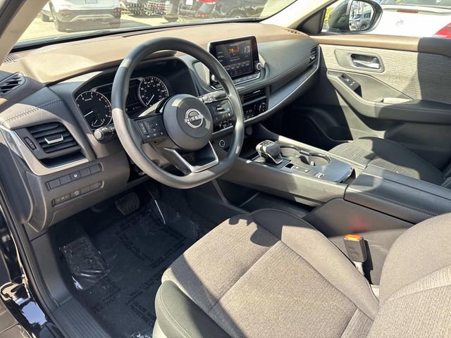 Used 2023 Nissan Rogue SV FWD image 13