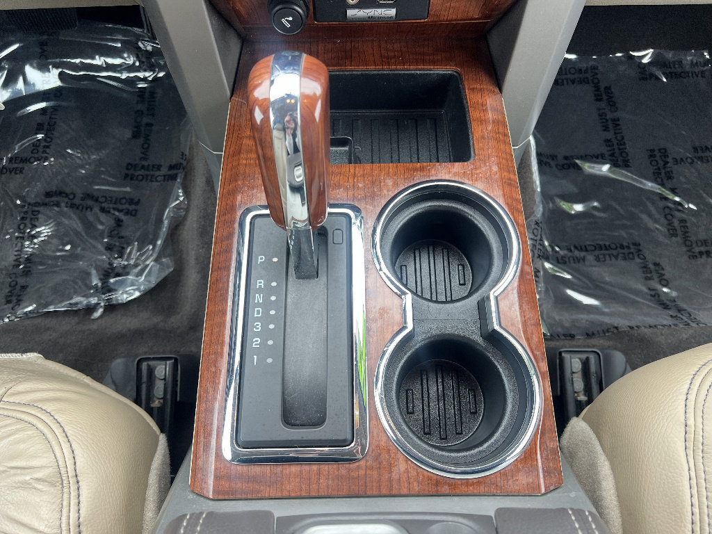 Used 2010 Ford F150 Lariat image 22