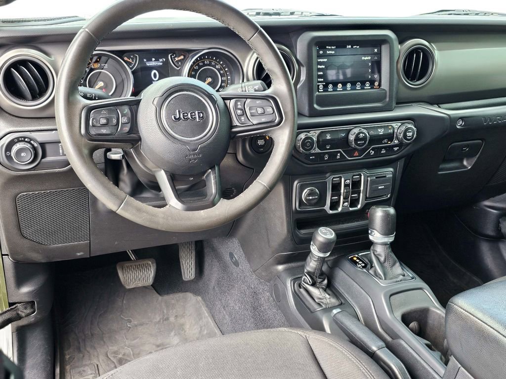 Used 2023 Jeep Wrangler Sport S image 31