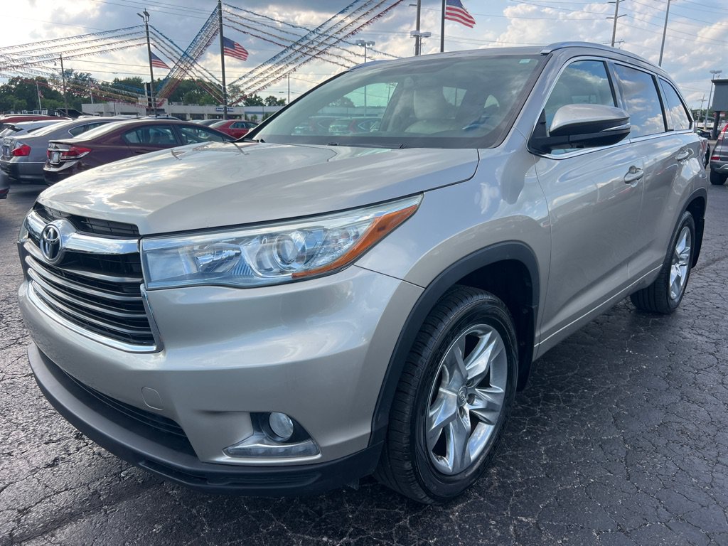 Used 2014 Toyota Highlander Limited AWD/4WD image 3