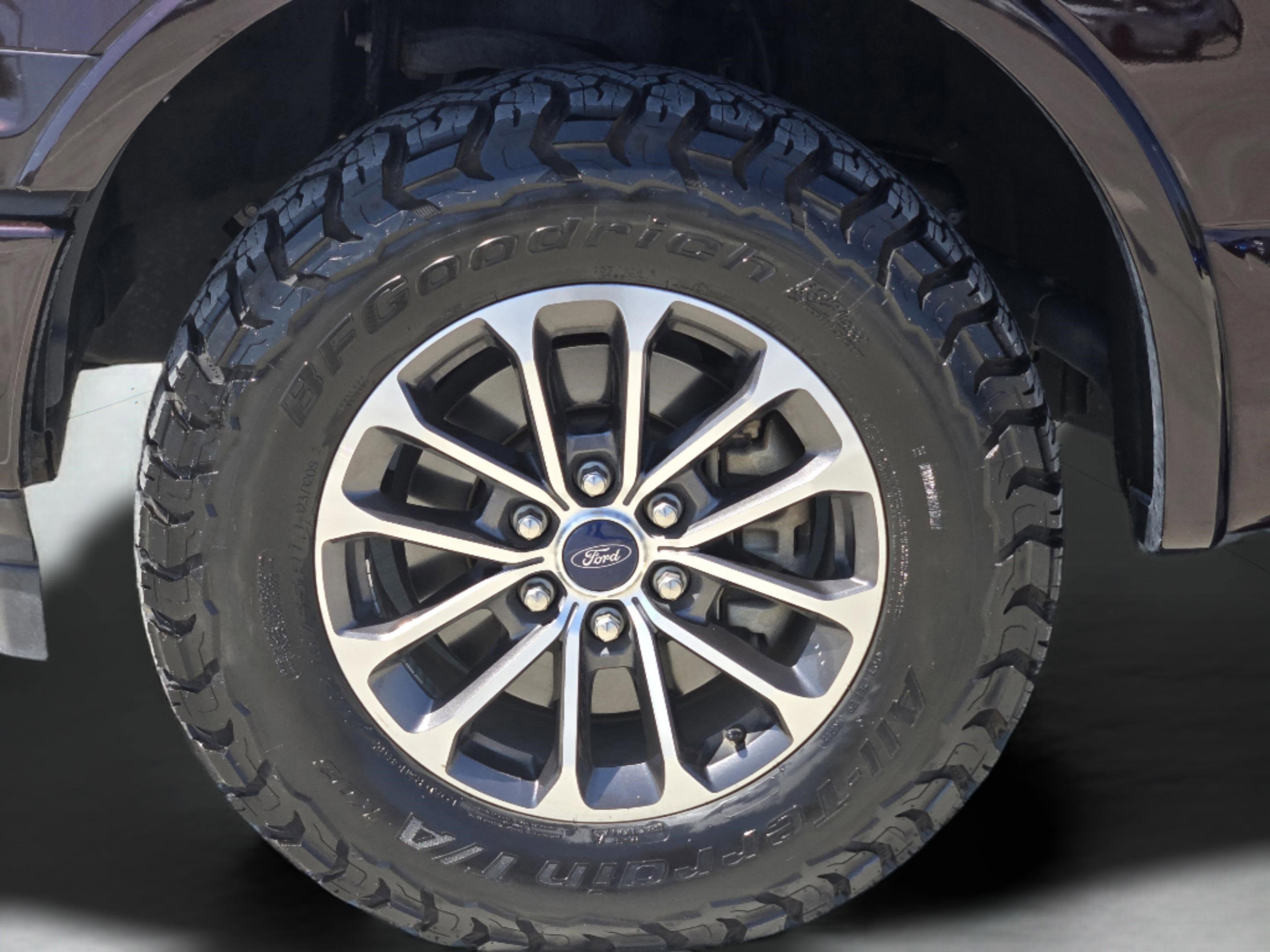 Used 2019 Ford F150 XLT w/ Equipment Group 302A Luxury image 8