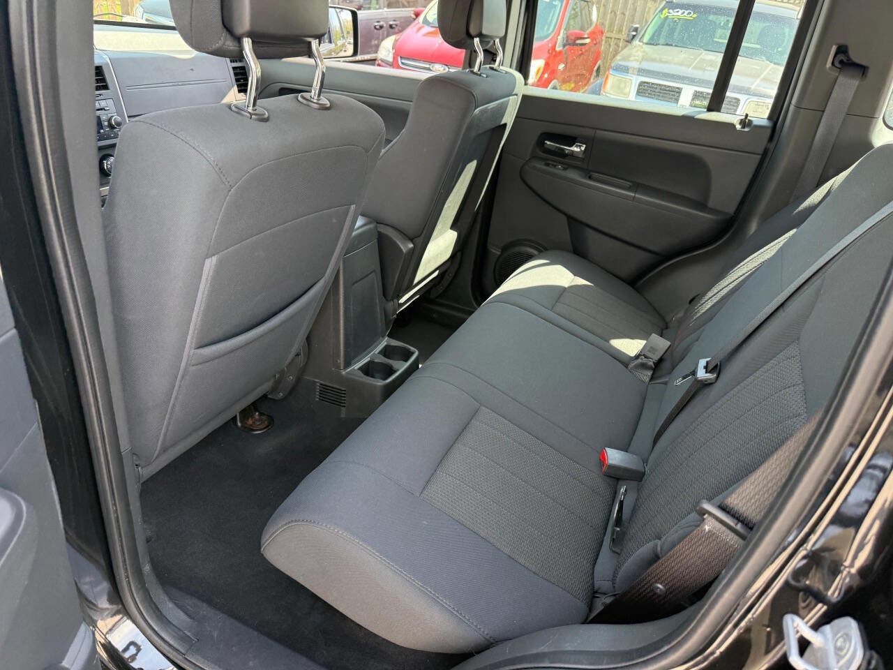 Used 2012 Jeep Liberty Sport AWD/4WD image 10