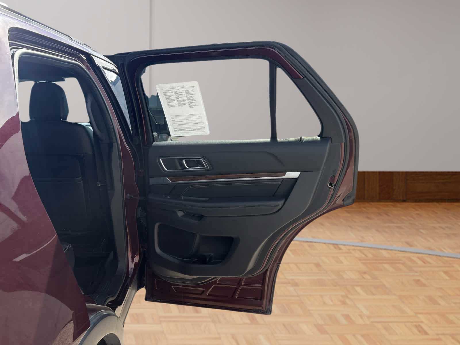 Used 2019 Ford Explorer Limited FWD image 14
