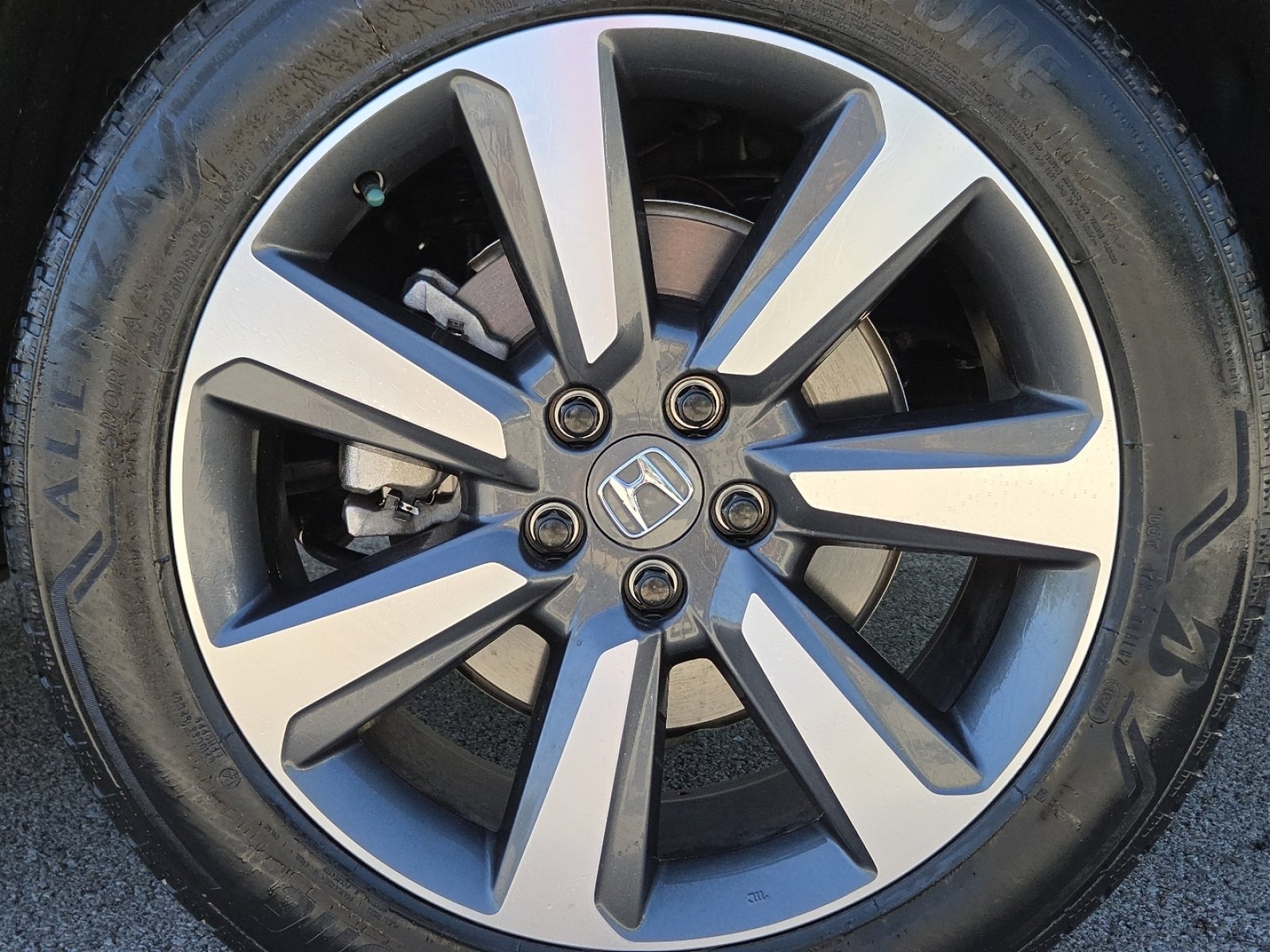 Certified 2025 Honda Pilot Elite image 16