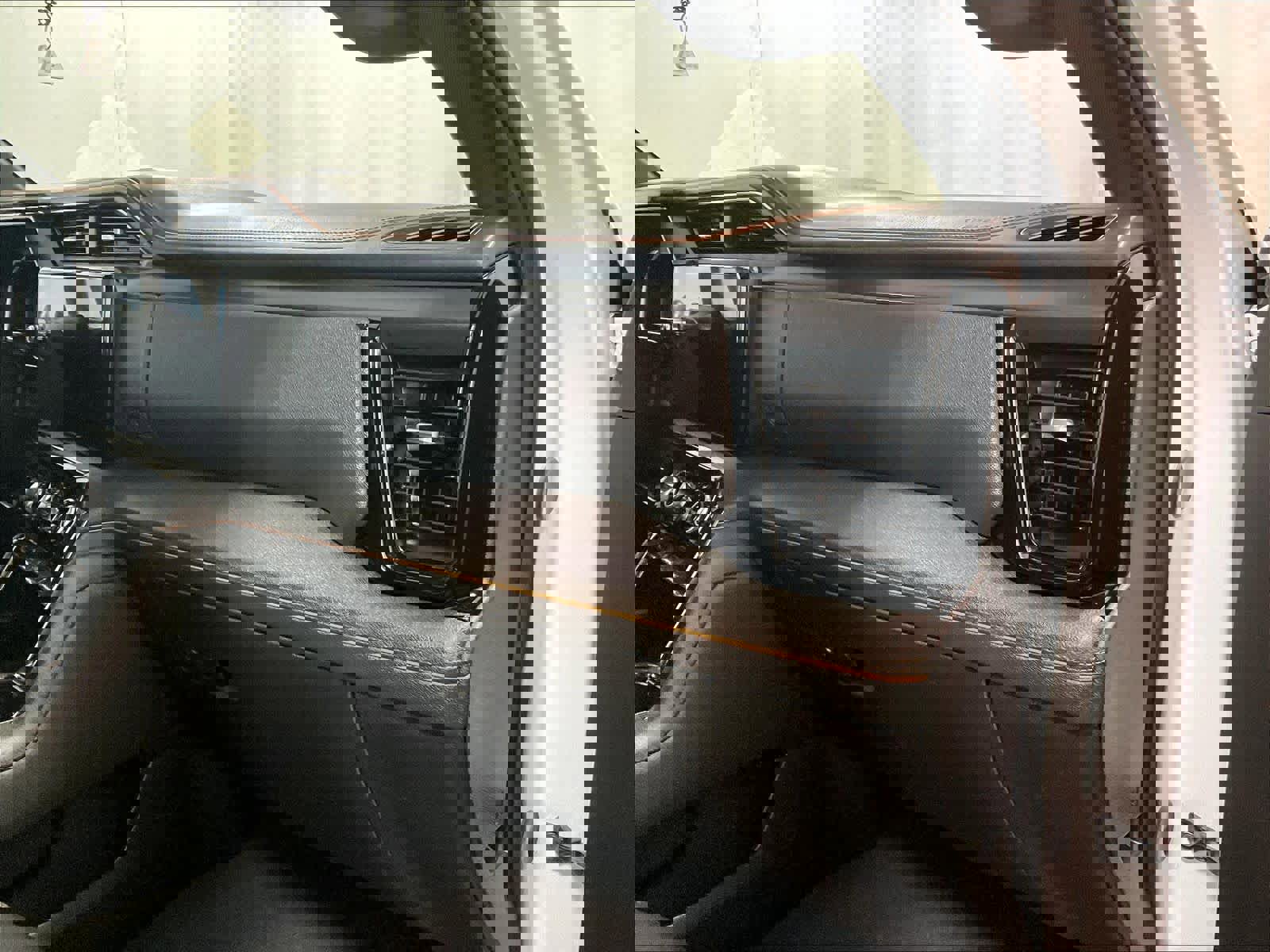 Used 2024 GMC Sierra 1500 AT4 w/ Technology Package image 13