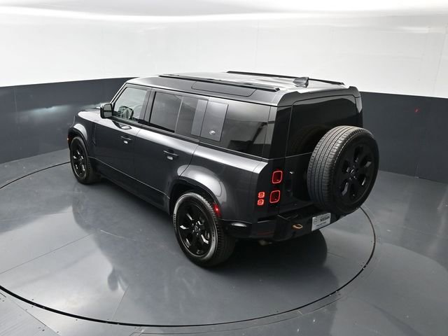 Used 2023 Land Rover Defender 110 X-Dynamic SE AWD/4WD image 15