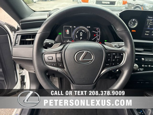 Used 2022 Lexus ES 300h w/ Accessory Package 2 image 22