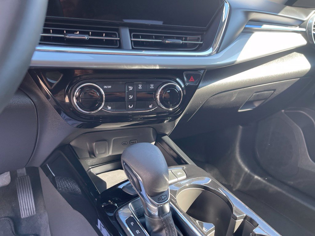 New 2026 Chevrolet Trax LT w/ Sunroof Package FWD image 19