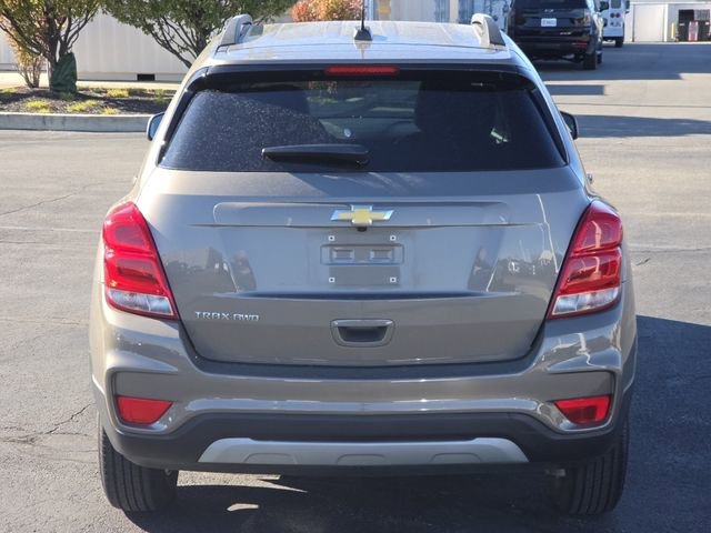 Used 2022 Chevrolet Trax LT w/ LT Convenience Package image 15