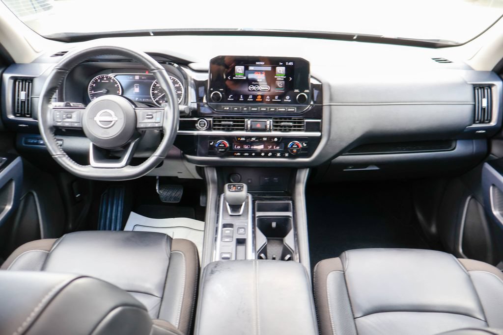 Used 2024 Nissan Pathfinder SL w/ SL Premium Package FWD image 6