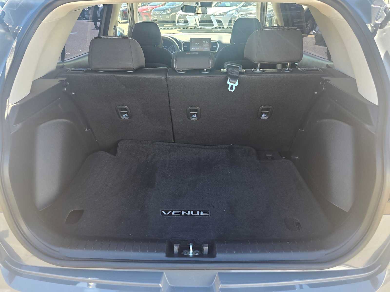 Used 2020 Hyundai Venue SEL FWD image 14