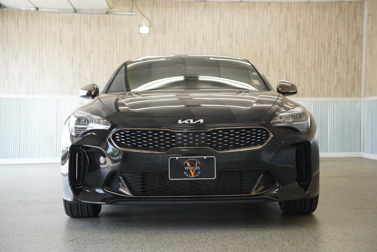 Used 2022 Kia Stinger GT-Line w/ Sun & Sound Package AWD/4WD image 2