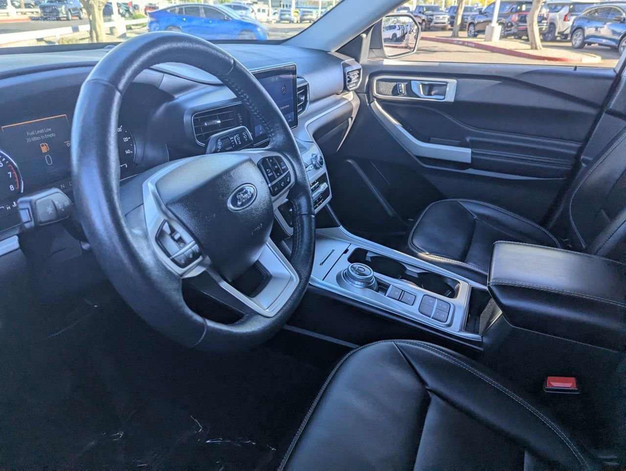 Used 2023 Ford Explorer XLT w/ Equipment Group 202A image 12