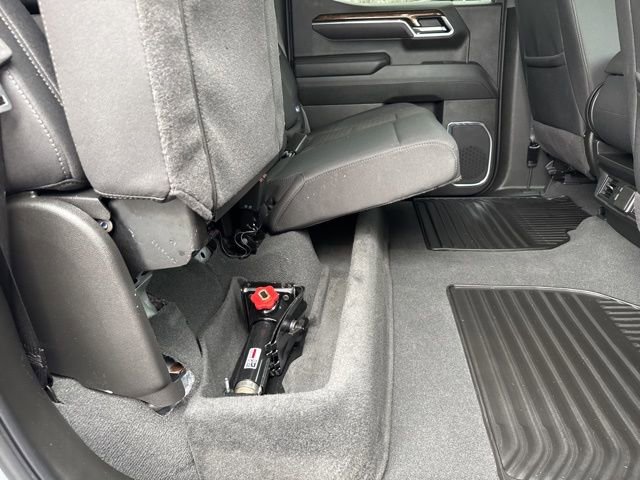 Used 2025 GMC Sierra 1500 Elevation image 23