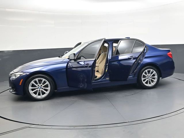 Used 2017 BMW 320i xDrive Sedan image 39