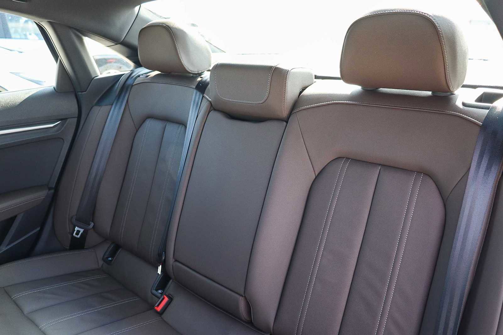 Used 2025 Audi A3 2.0T Premium image 25