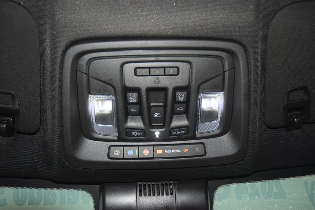 Used 2024 Chevrolet Silverado 3500 High Country w/ High Country Premium Package AWD/4WD image 58