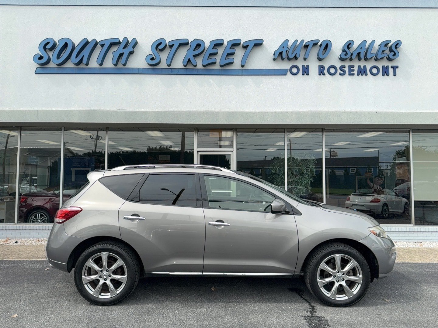 Used 2012 Nissan Murano LE w/ Platinum Pkg AWD/4WD image 1