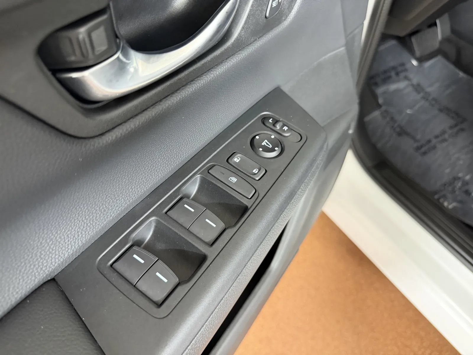 Used 2026 Honda CR-V Sport-L image 18