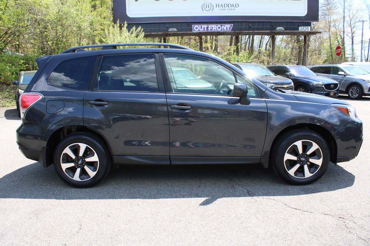 Used 2018 Subaru Forester 2.5i Premium w/ Protection Package #1 AWD/4WD image 6