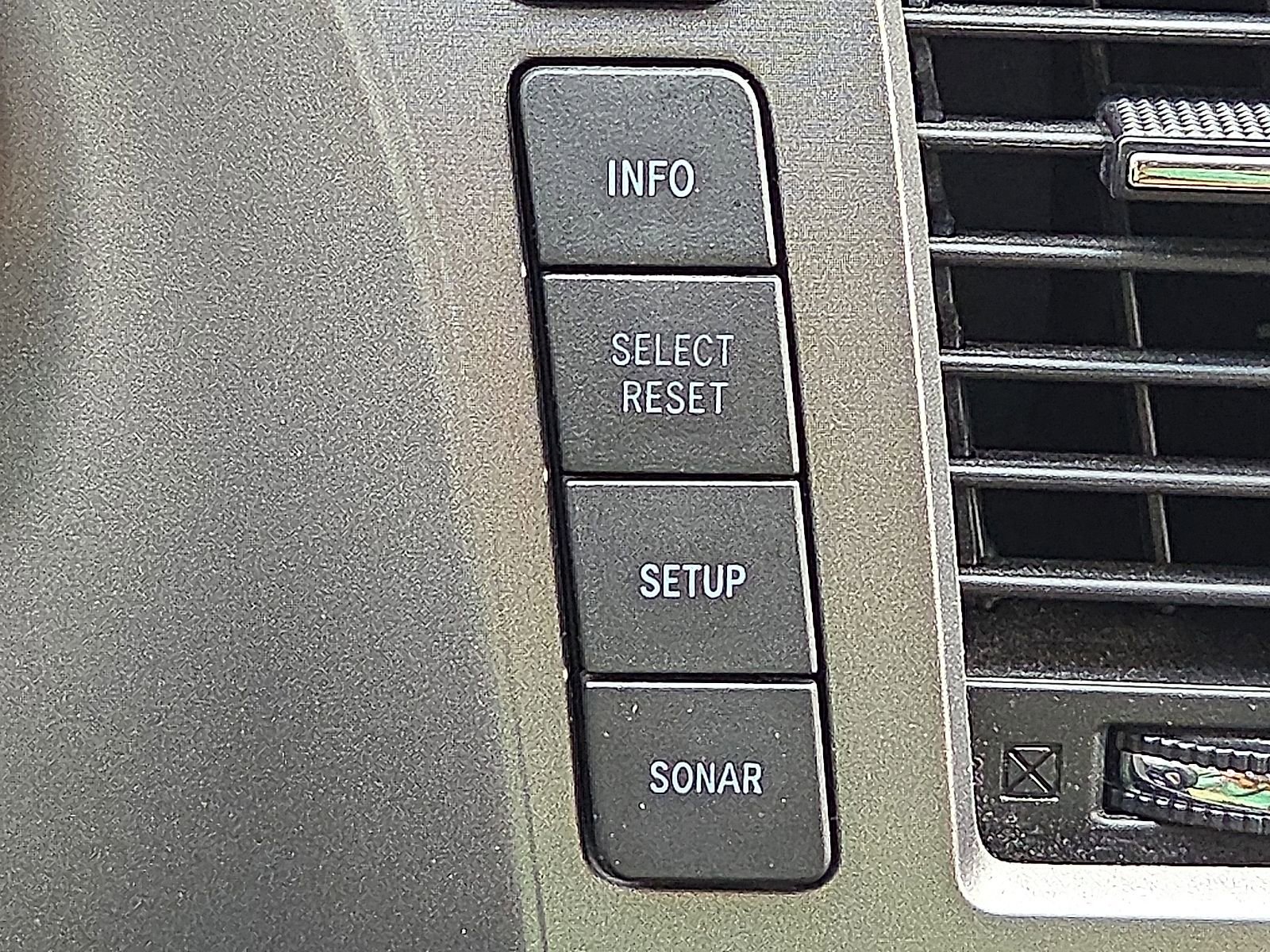 Used 2014 Toyota Sequoia Platinum AWD/4WD image 19