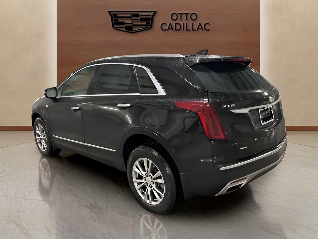 Used 2022 Cadillac XT5 Premium Luxury image 2