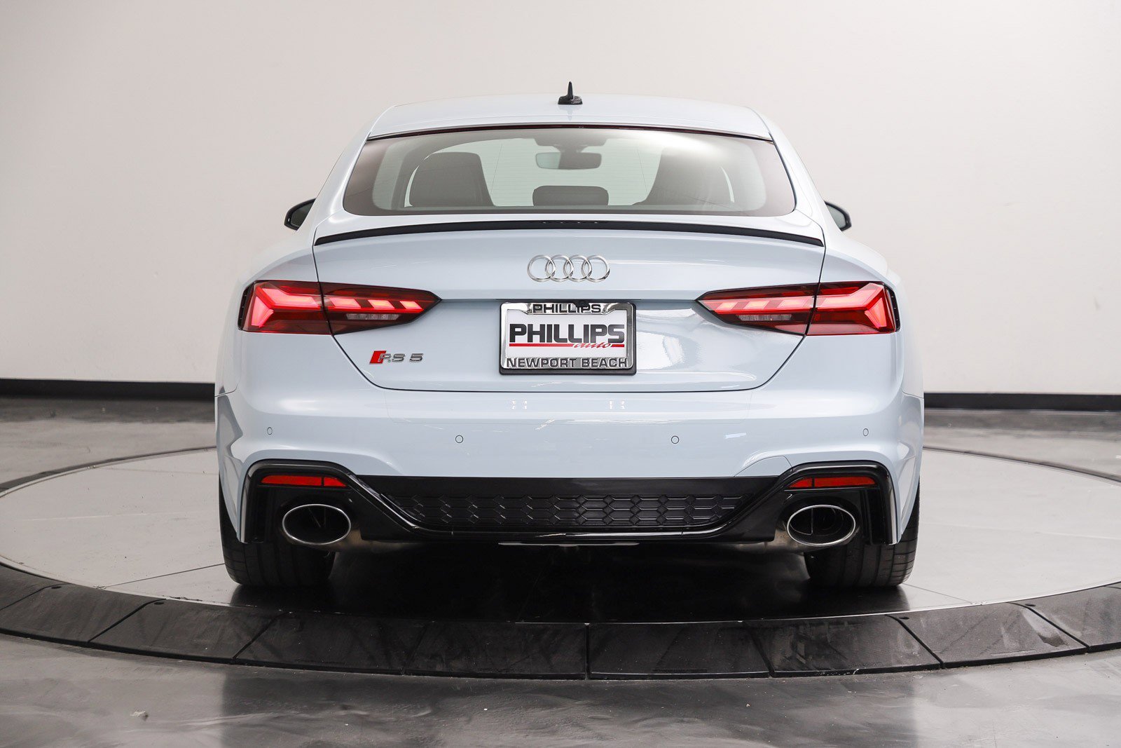 Used 2023 Audi RS 5 Sportback AWD/4WD image 4