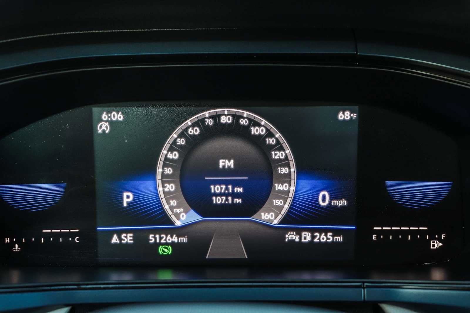 Used 2022 Volkswagen Taos SE image 24