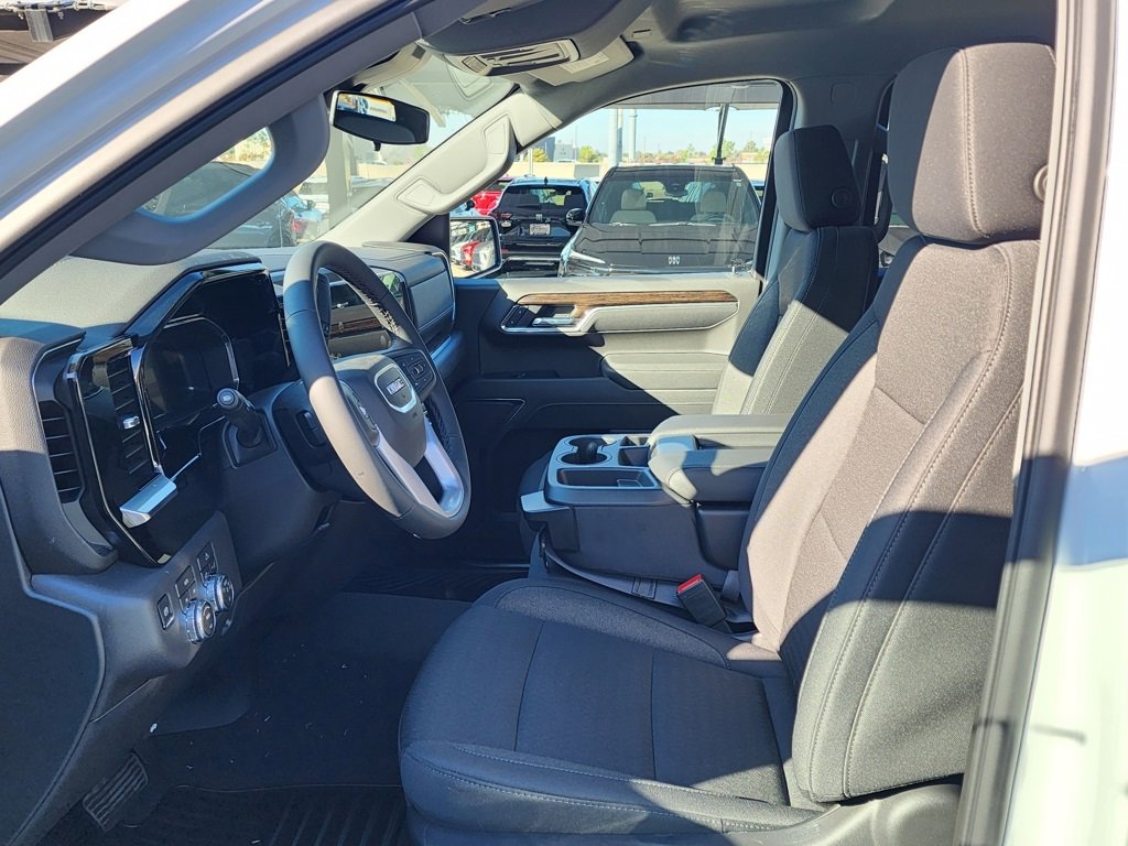 New 2026 GMC Sierra 1500 Elevation image 16
