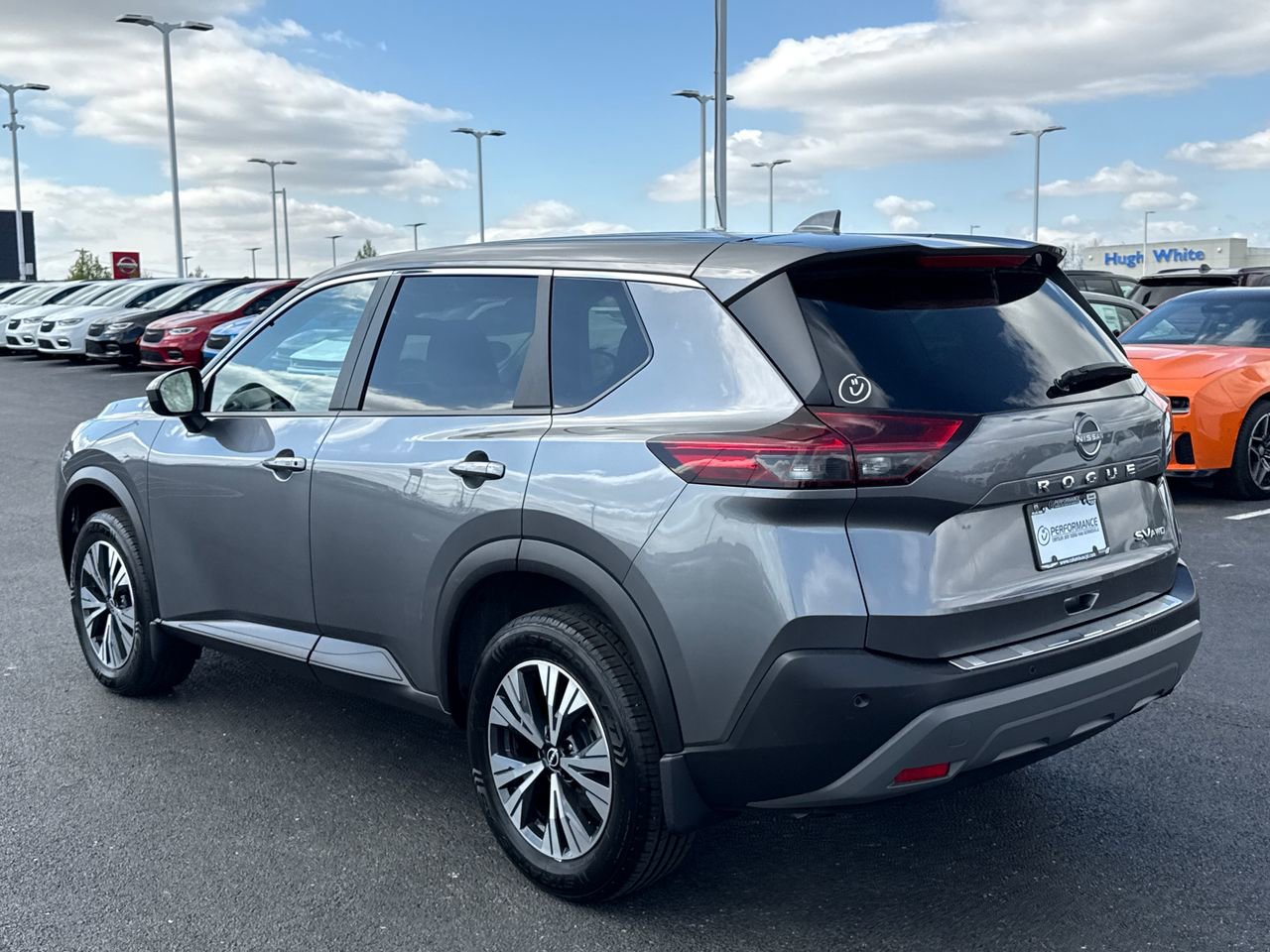 Used 2023 Nissan Rogue SV AWD/4WD image 5