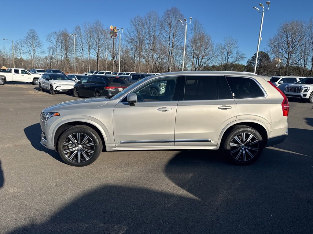 Used 2024 Volvo XC90 B5 Plus image 2