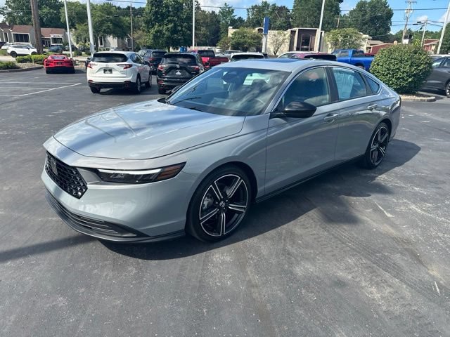 Used 2024 Honda Accord Sport image 1