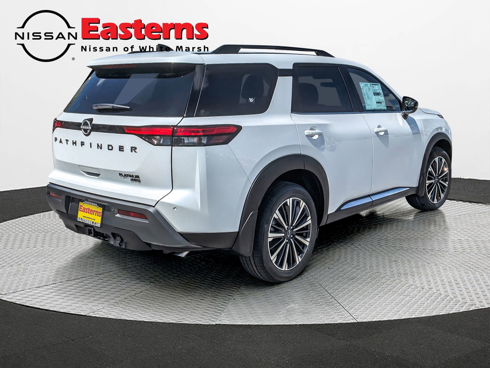 New 2026 Nissan Pathfinder Platinum image 7