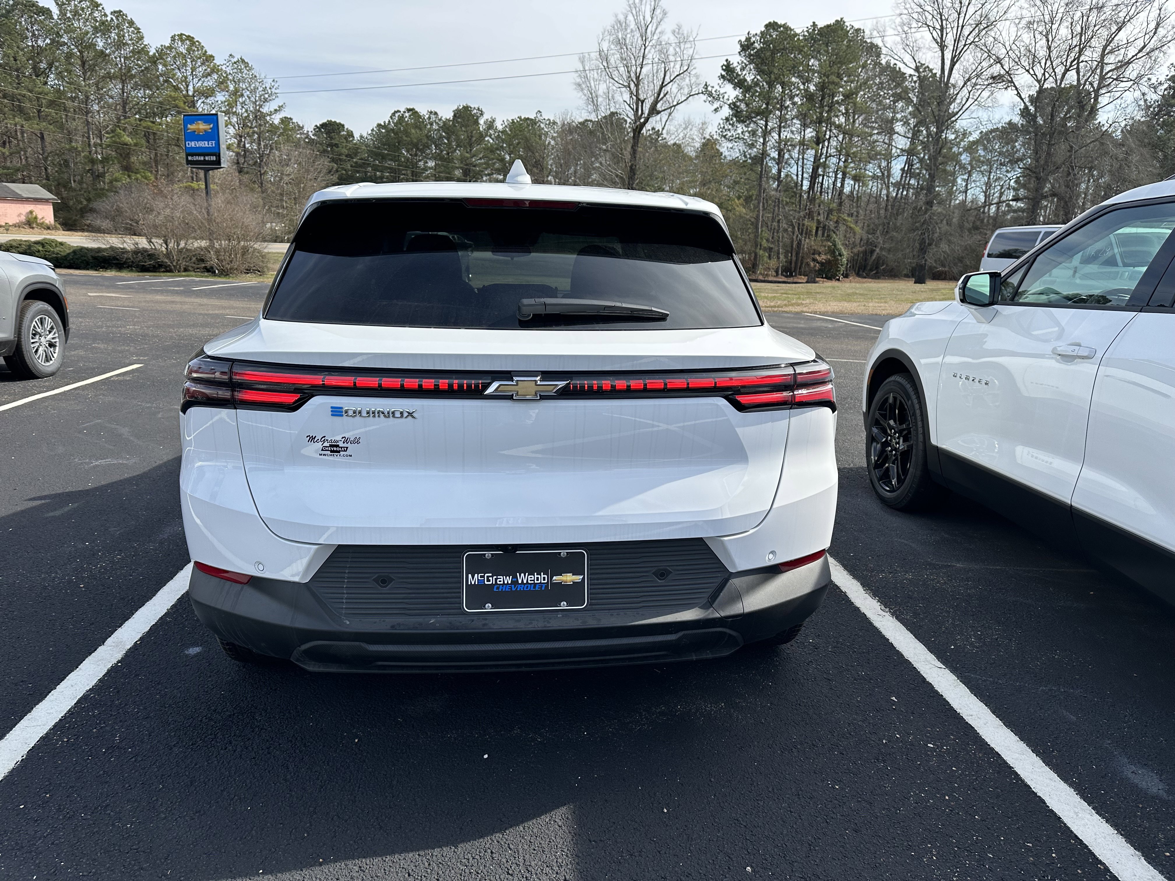 New 2026 Chevrolet Equinox EV LT FWD image 4