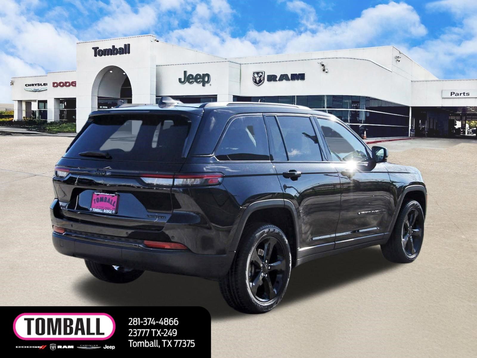 Used 2023 Jeep Grand Cherokee Limited w/ Black Appearance Package image 7