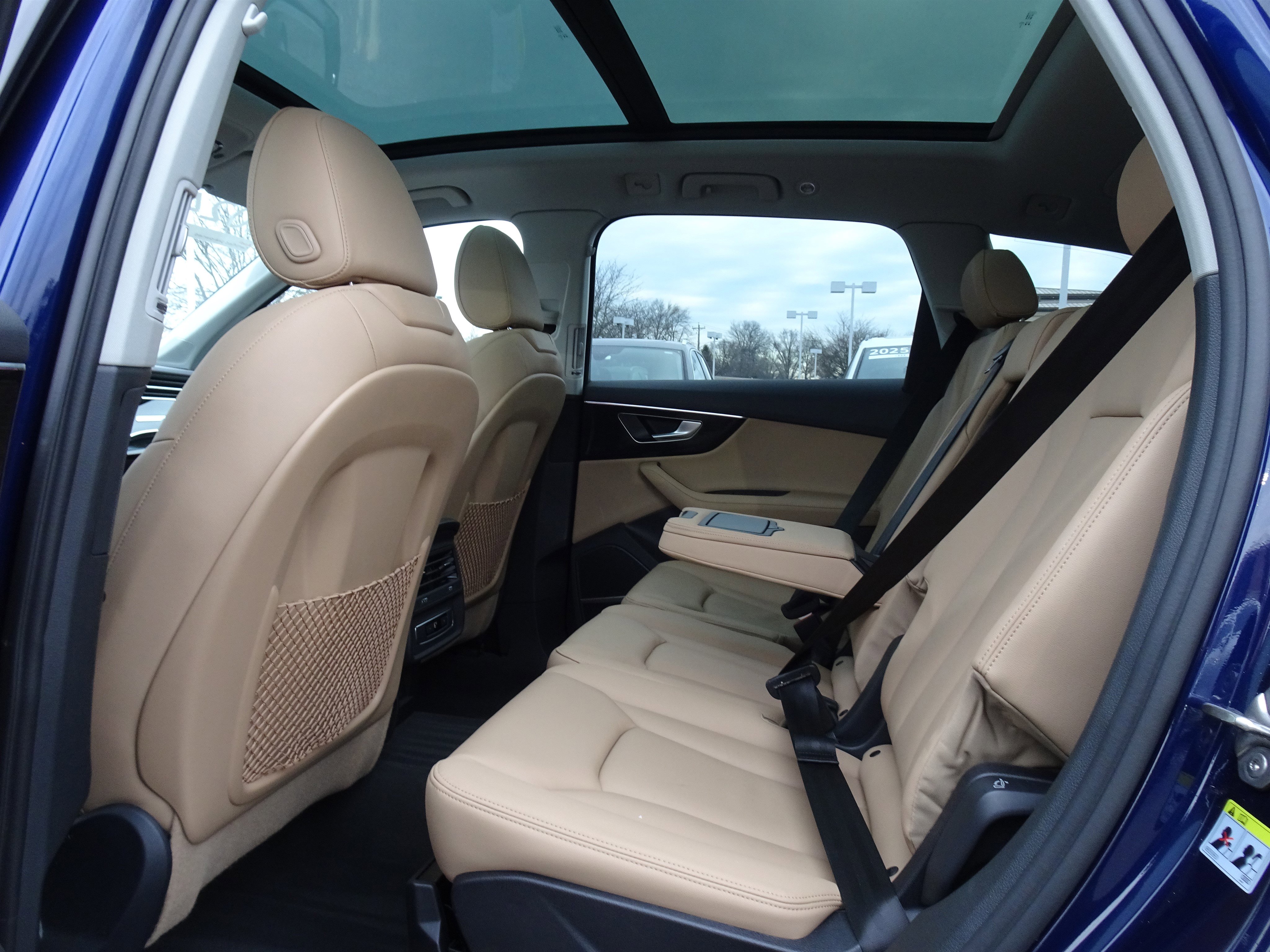 Certified 2024 Audi Q7 Premium Plus image 12