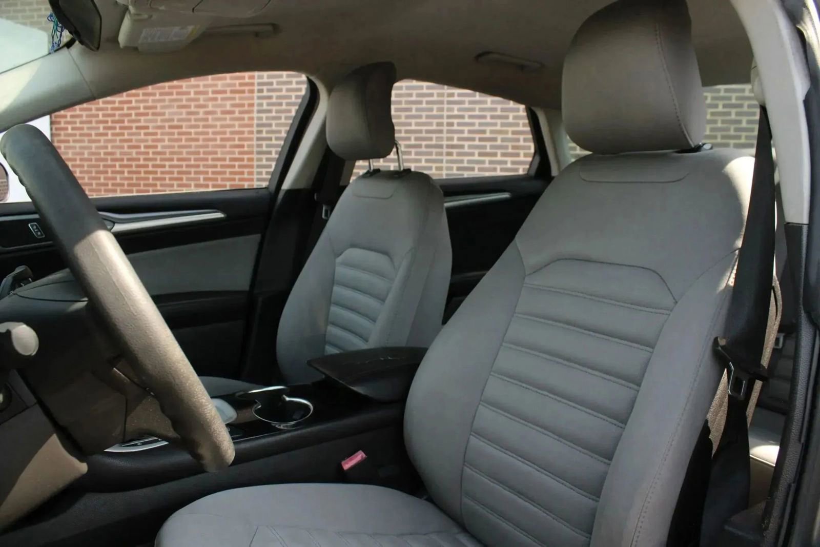 Used 2014 Ford Fusion S FWD image 10