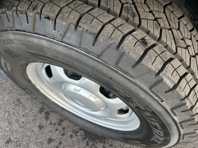 Used 2023 Ford F150 XL w/ Trailer Tow Package image 12