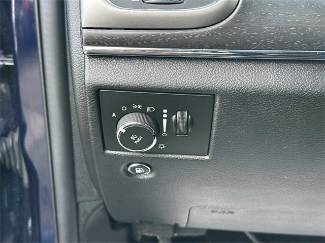 Used 2018 Jeep Grand Cherokee Limited image 25