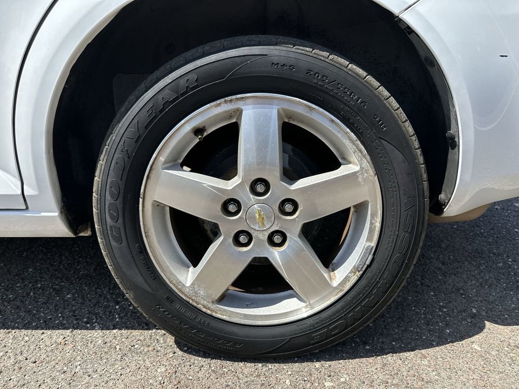 Used 2009 Chevrolet Cobalt LT w/ Preferred Equipment Group FWD image 30