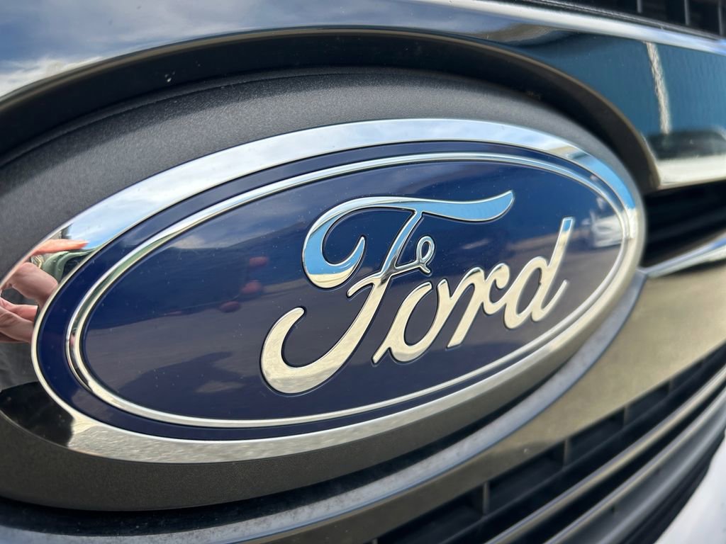 Used 2018 Ford F150 Lariat w/ Equipment Group 501A Mid AWD/4WD image 31