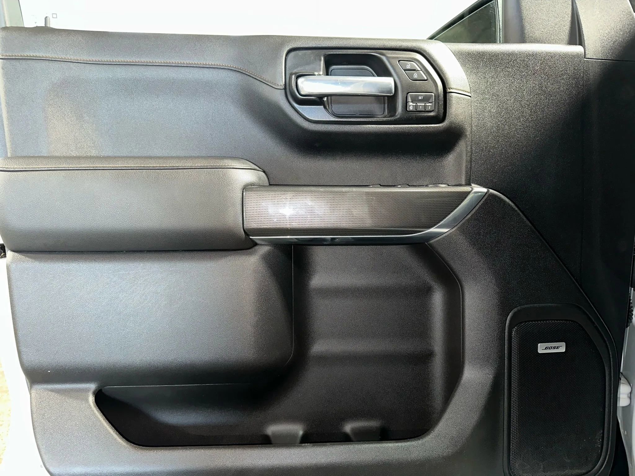 Used 2019 GMC Sierra 1500 AT4 w/ AT4 Premium Package image 15