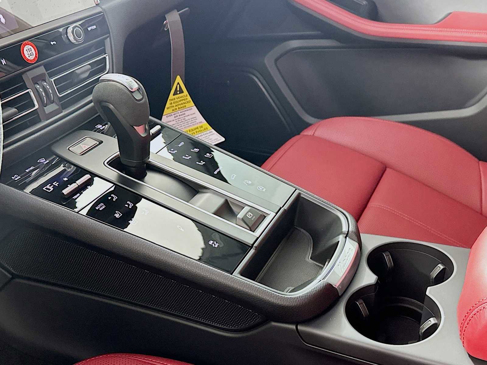 New 2026 Porsche Macan Turbo image 20