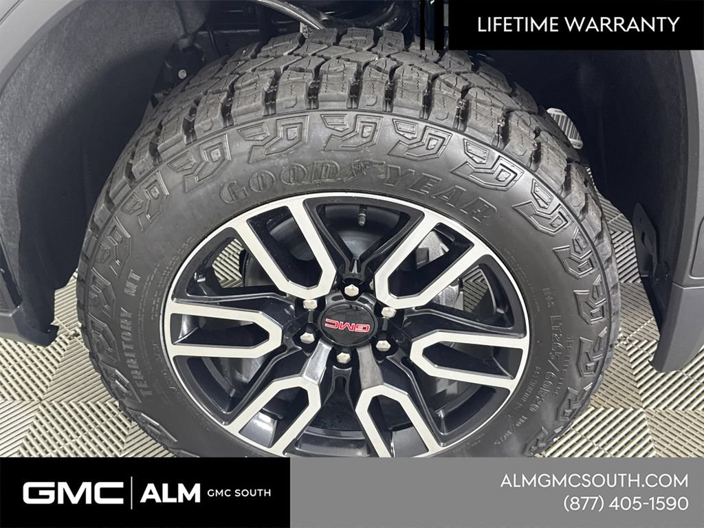 New 2026 GMC Sierra 1500 AT4 w/ AT4 Premium Package AWD/4WD image 13