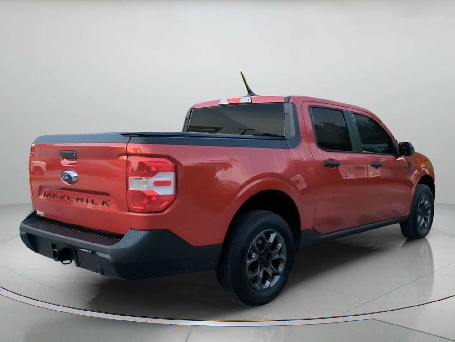 Certified 2024 Ford Maverick XLT FWD image 28