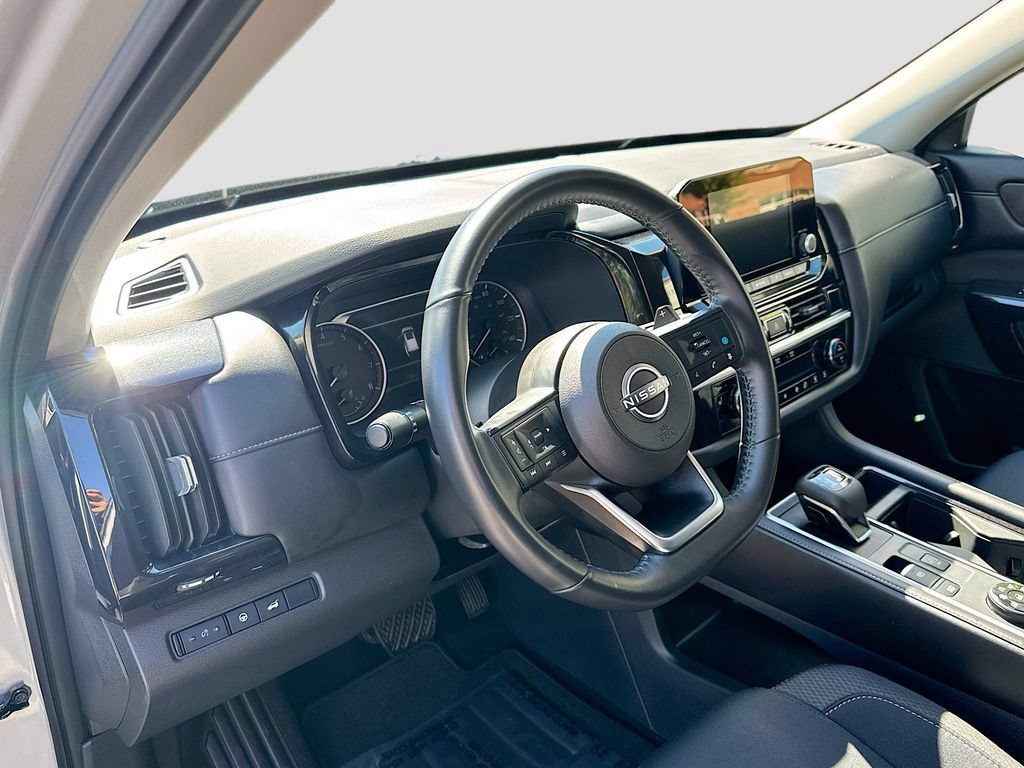 Certified 2025 Nissan Pathfinder SV AWD/4WD image 33