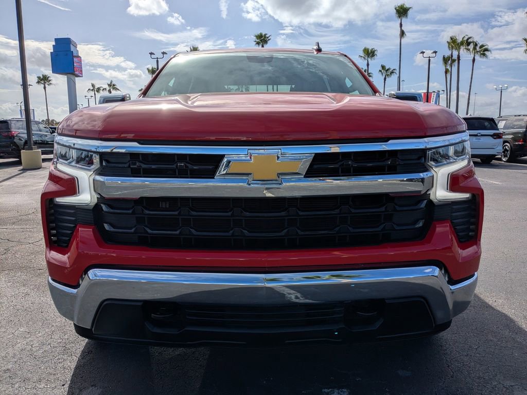 Used 2025 Chevrolet Silverado 1500 LT image 9