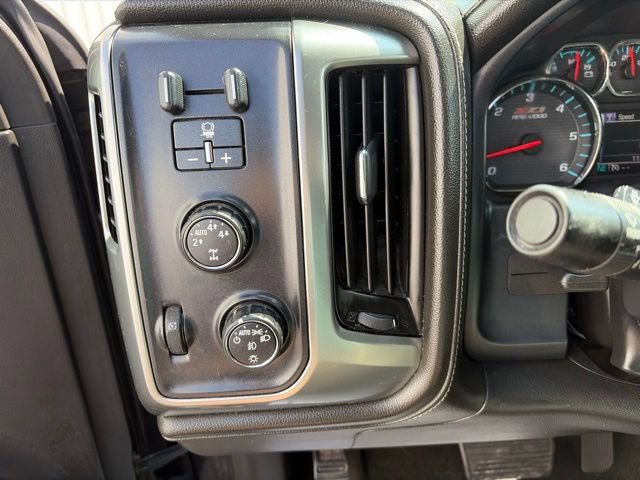 Used 2016 Chevrolet Silverado 1500 LTZ w/ LTZ Plus Package AWD/4WD image 19